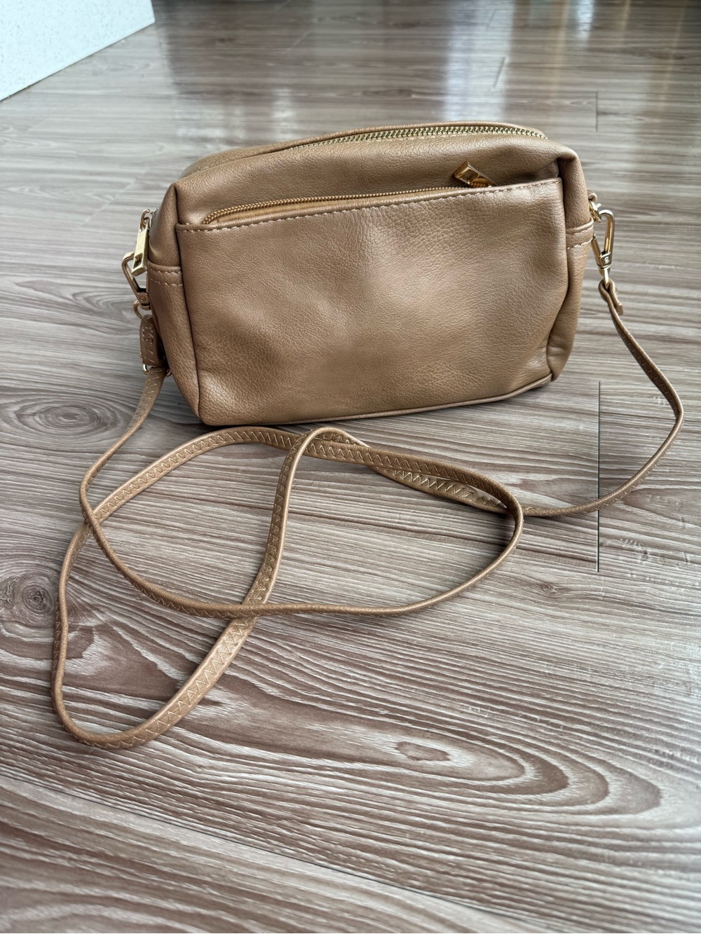 Crossbody/Purse – Tan/Light Brown 🤎